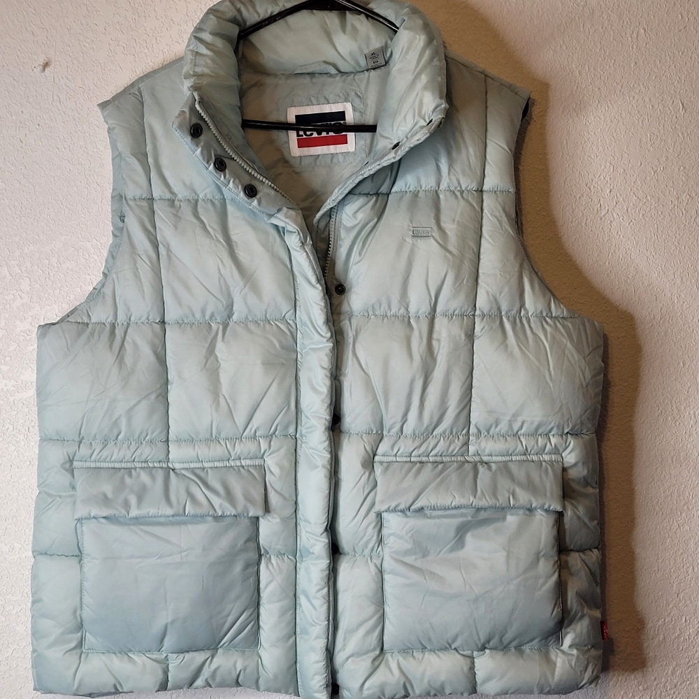 Levi's Sky Blue Quilted Vest Women Size XL NWOT
